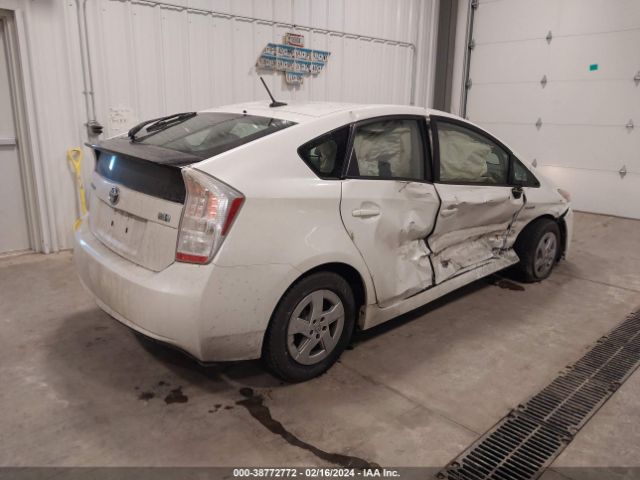 Photo 3 VIN: JTDKN3DU7A0067916 - TOYOTA PRIUS 