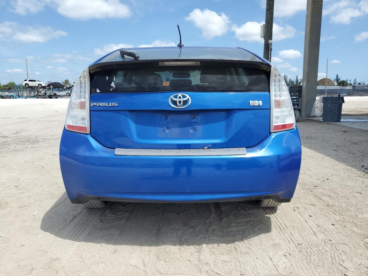 Photo 5 VIN: JTDKN3DU7A0139505 - TOYOTA PRIUS 