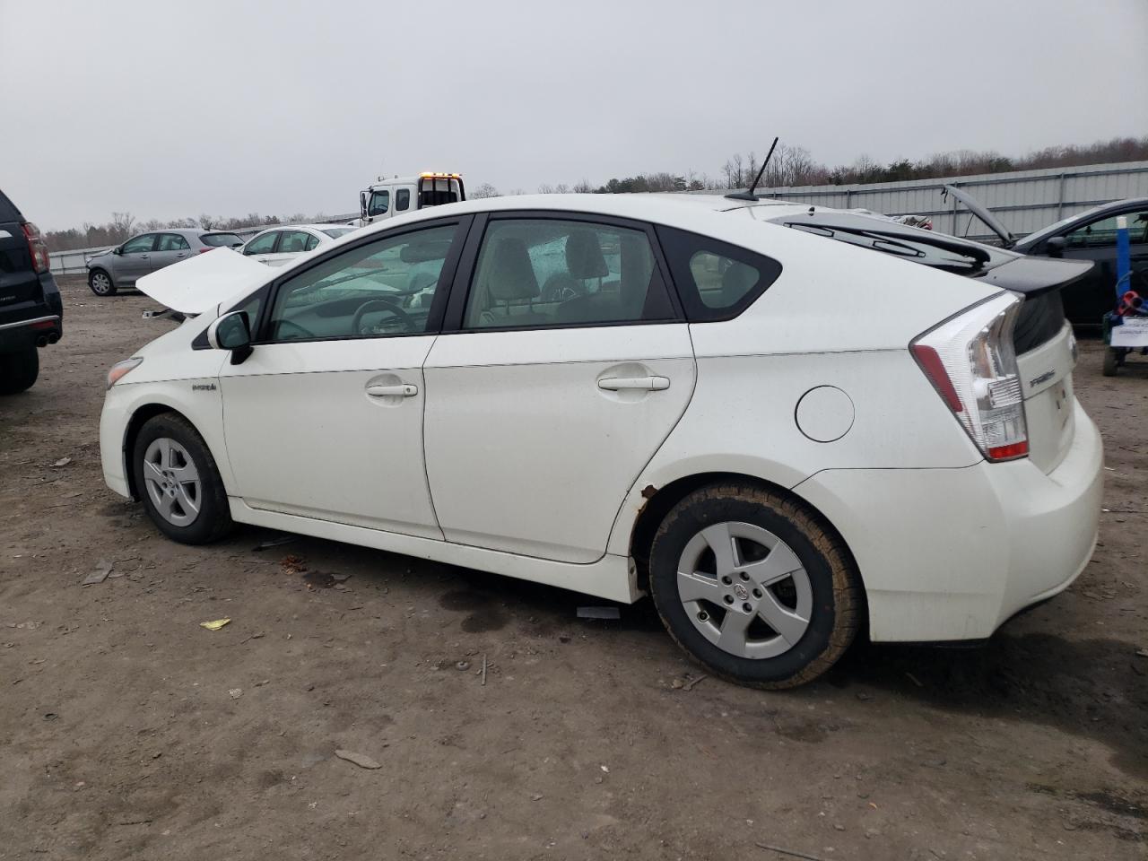 Photo 1 VIN: JTDKN3DU7A5208227 - TOYOTA PRIUS 