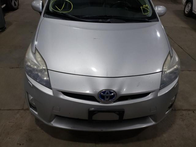 Photo 8 VIN: JTDKN3DU7B0261637 - TOYOTA PRIUS 