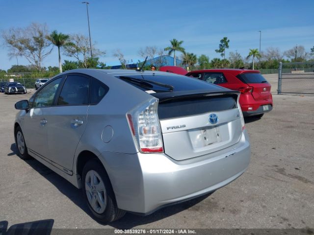 Photo 2 VIN: JTDKN3DU7B1477563 - TOYOTA PRIUS 