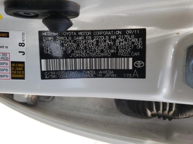 Photo 9 VIN: JTDKN3DU7B5328952 - TOYOTA PRIUS 