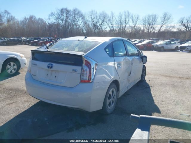 Photo 3 VIN: JTDKN3DU7C0335866 - TOYOTA PRIUS 