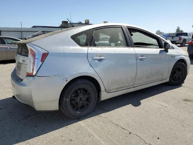 Photo 2 VIN: JTDKN3DU7C5407765 - TOYOTA PRIUS 