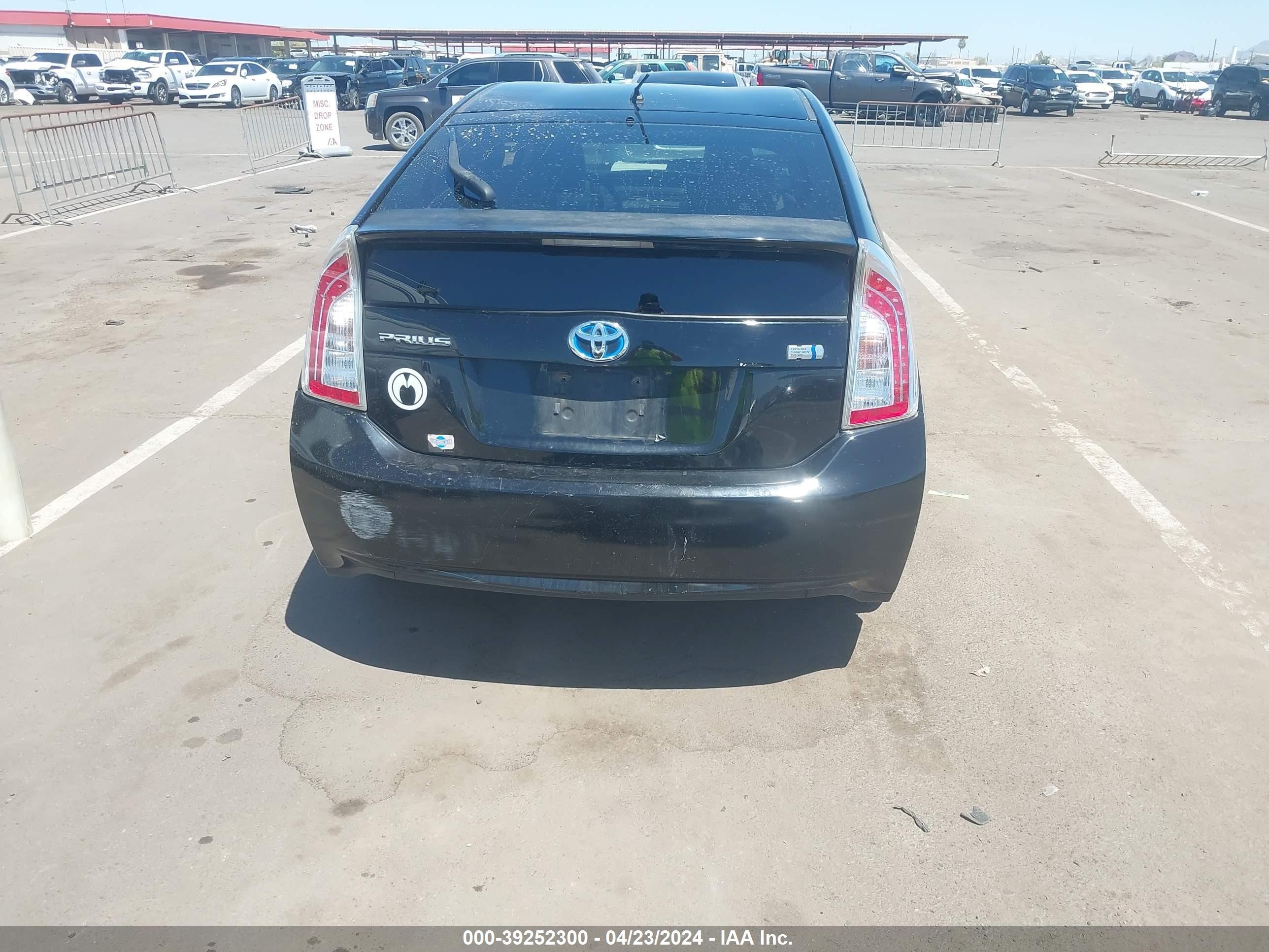 Photo 16 VIN: JTDKN3DU7C5461616 - TOYOTA PRIUS 