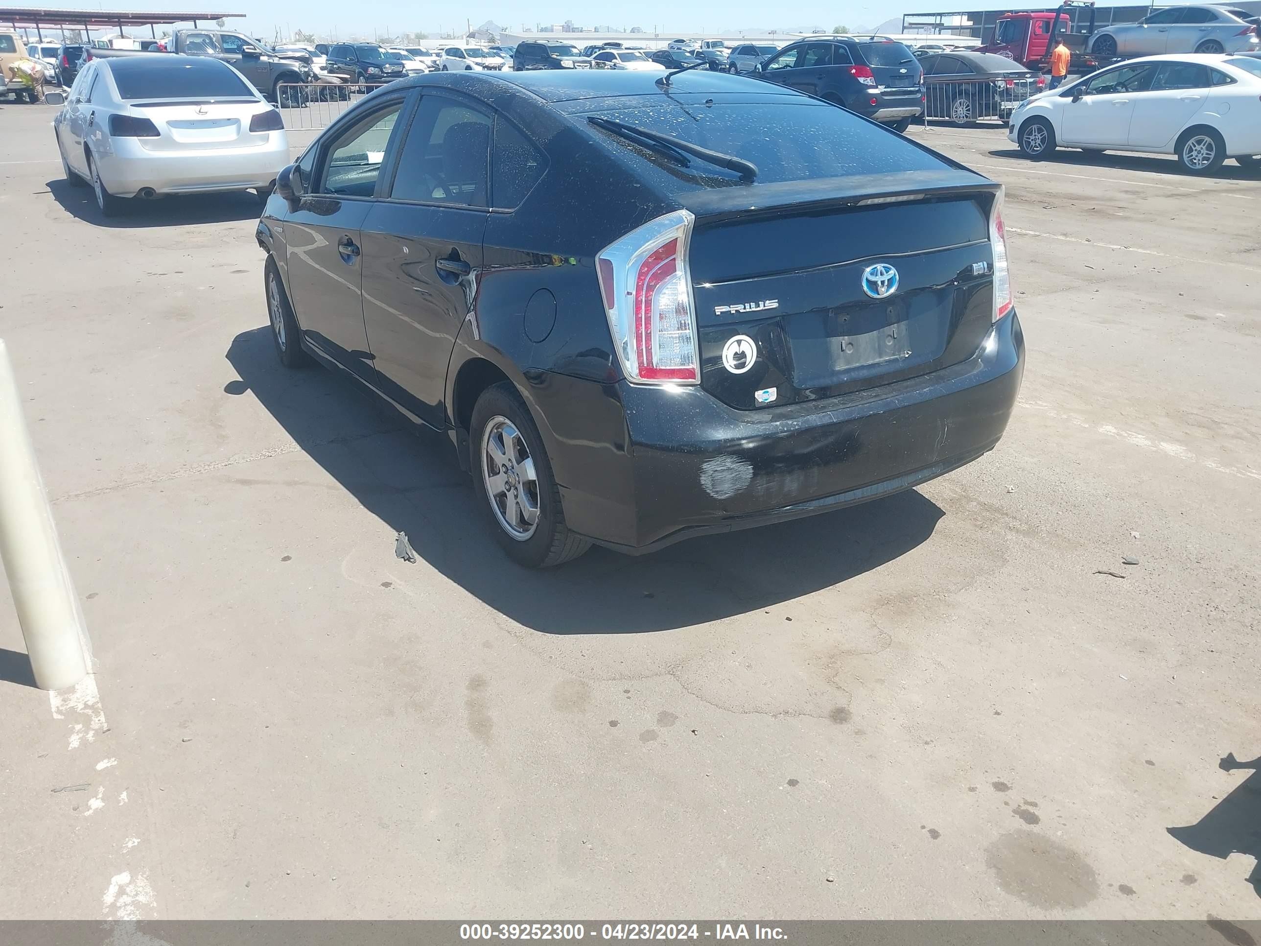 Photo 2 VIN: JTDKN3DU7C5461616 - TOYOTA PRIUS 