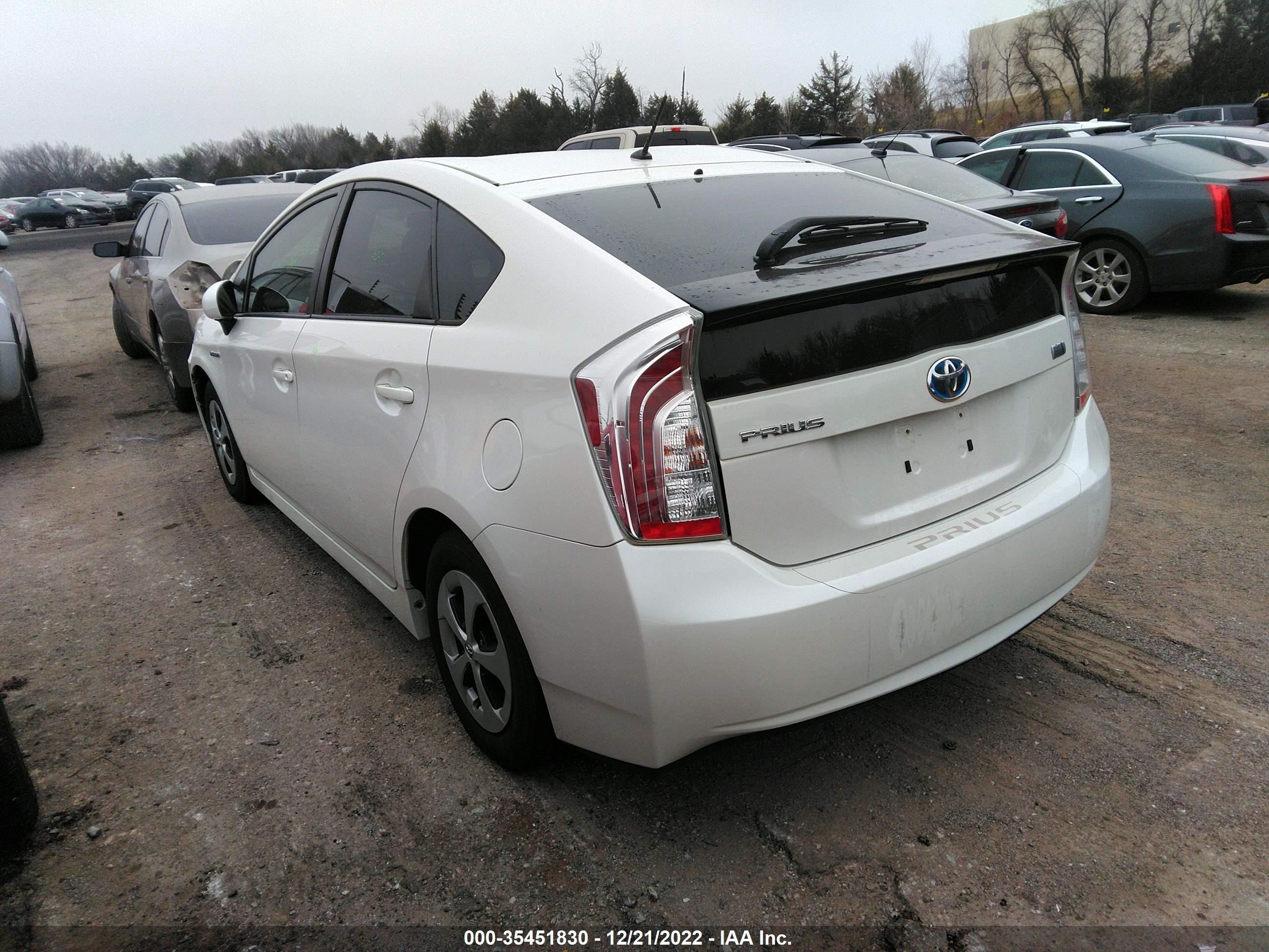 Photo 2 VIN: JTDKN3DU7C5500706 - TOYOTA PRIUS 