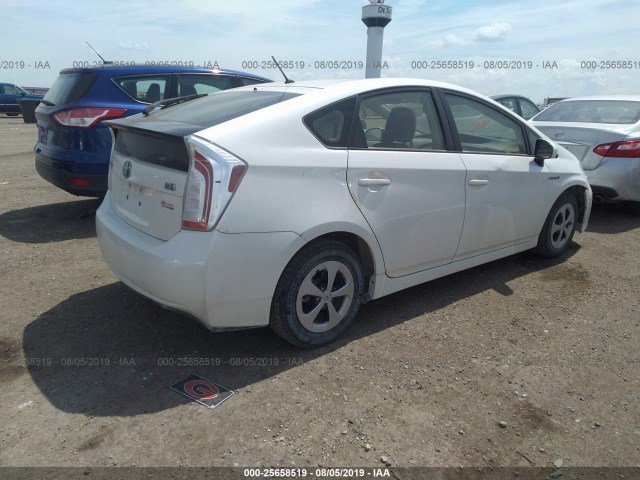 Photo 3 VIN: JTDKN3DU7C5500995 - TOYOTA PRIUS 