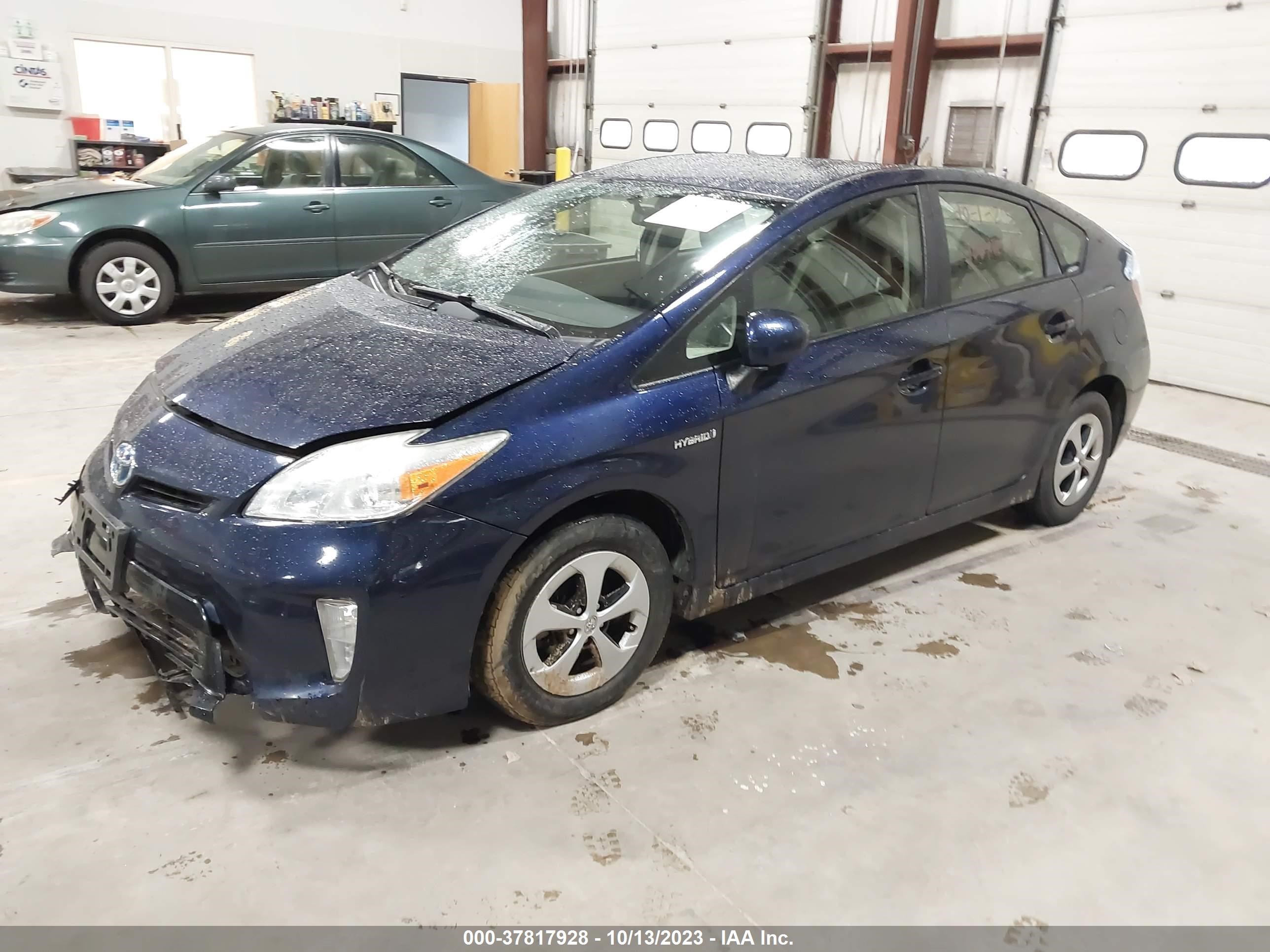 Photo 1 VIN: JTDKN3DU7D0352734 - TOYOTA PRIUS 