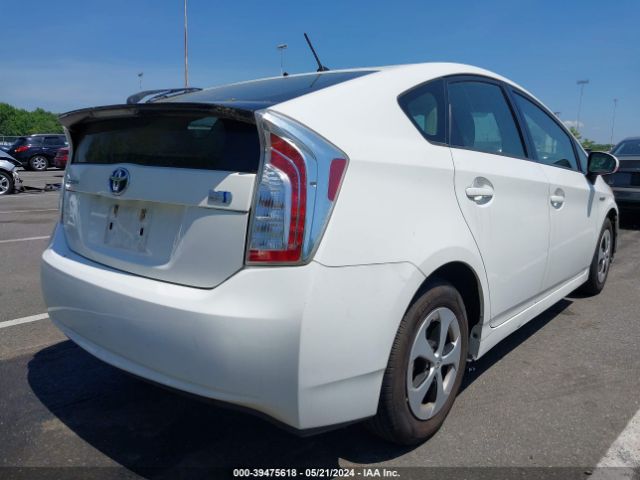 Photo 3 VIN: JTDKN3DU7D1638254 - TOYOTA PRIUS 