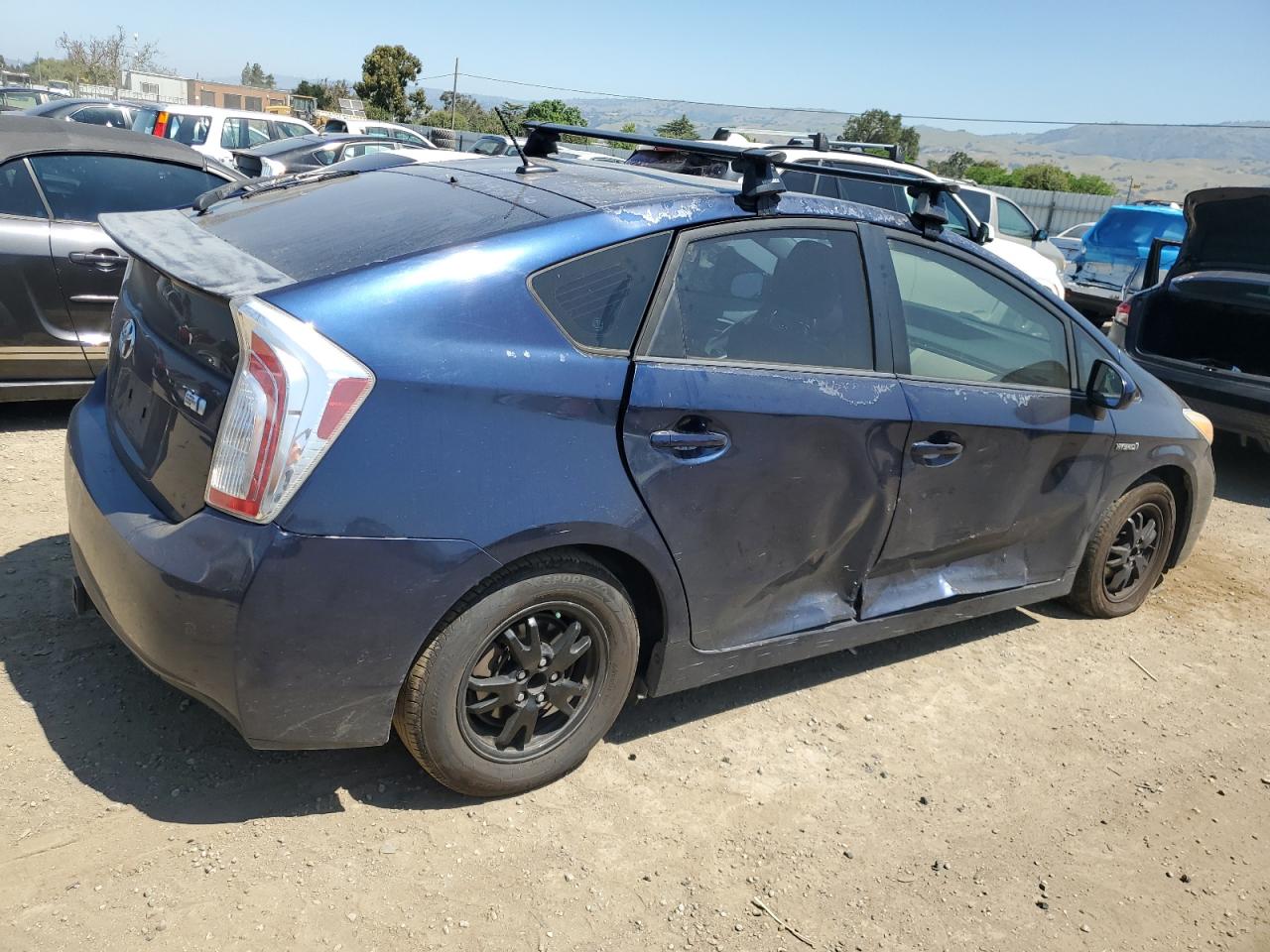 Photo 2 VIN: JTDKN3DU7D1674154 - TOYOTA PRIUS 