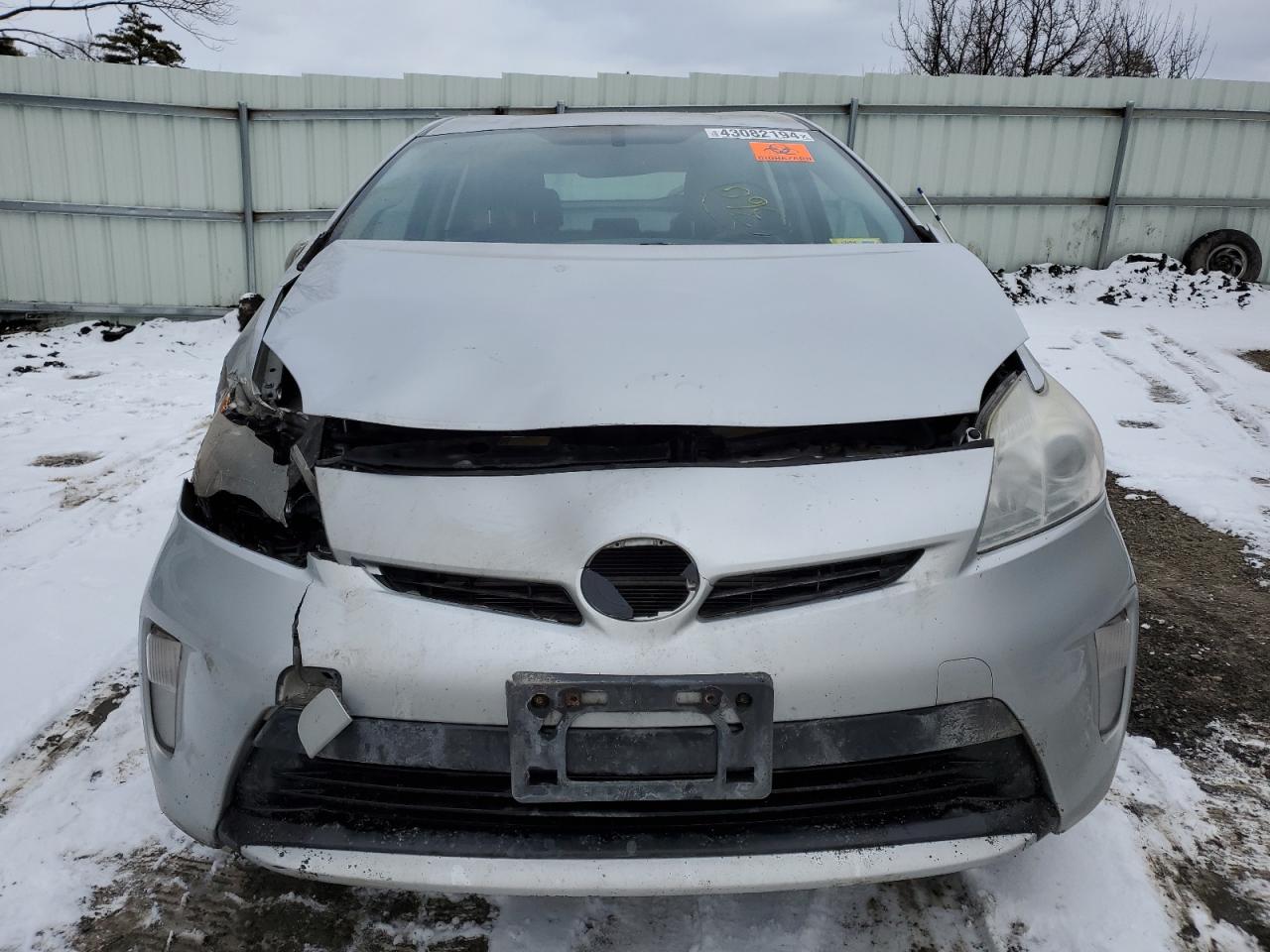 Photo 4 VIN: JTDKN3DU7D5575276 - TOYOTA PRIUS 