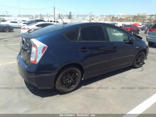 Photo 3 VIN: JTDKN3DU7E1755978 - TOYOTA PRIUS 