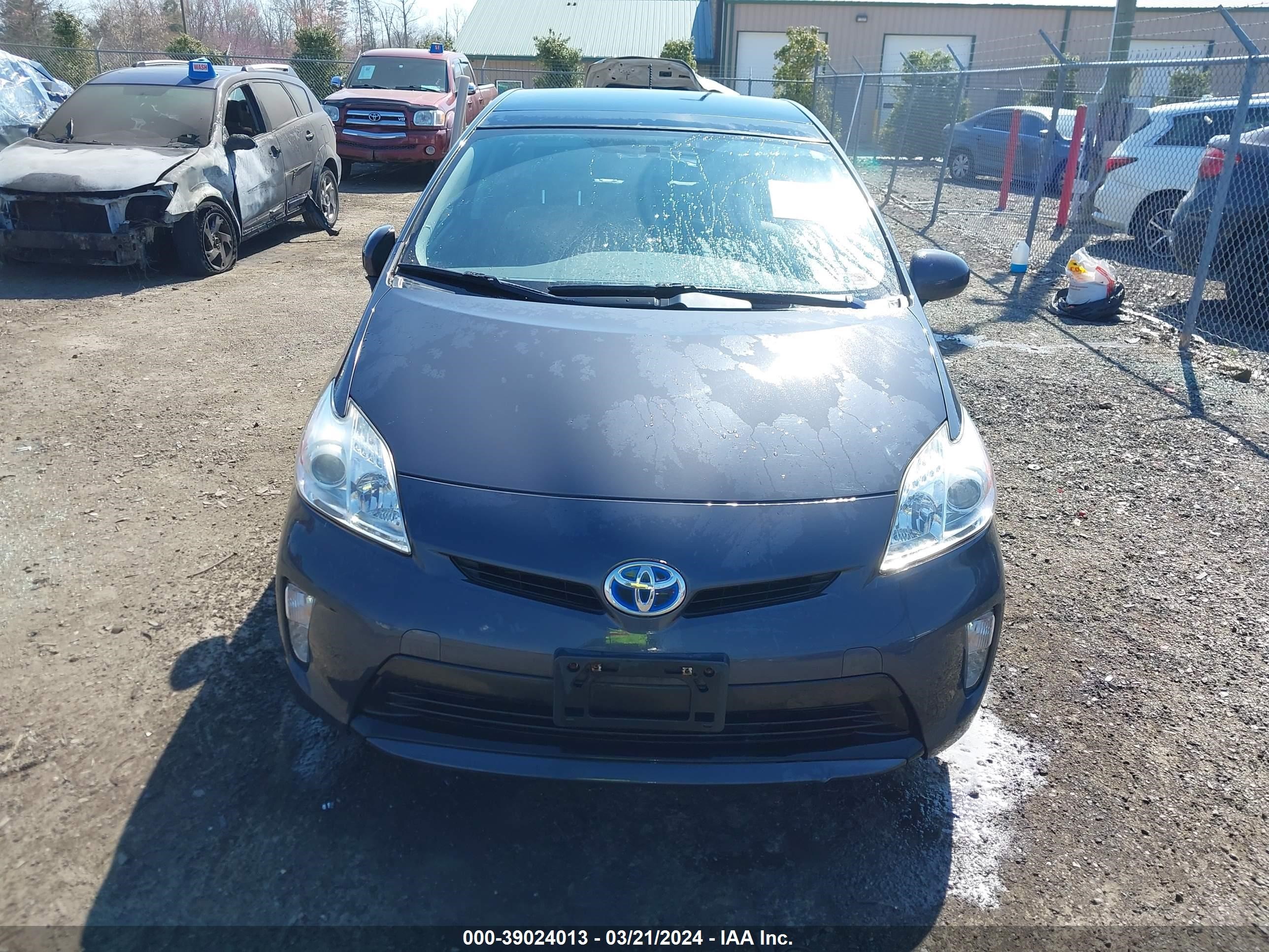 Photo 11 VIN: JTDKN3DU7E1757200 - TOYOTA PRIUS 