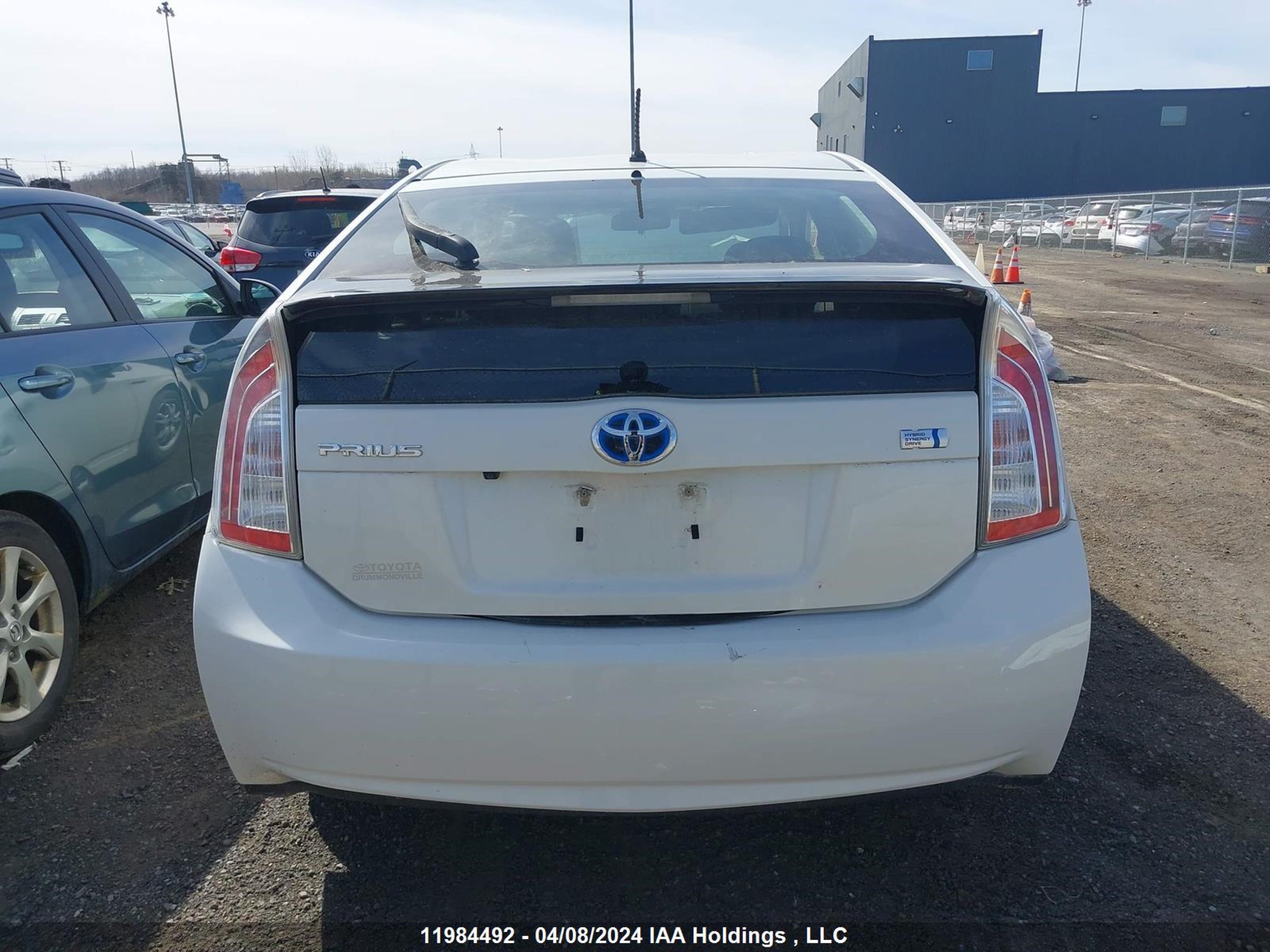 Photo 16 VIN: JTDKN3DU7F0446082 - TOYOTA PRIUS 