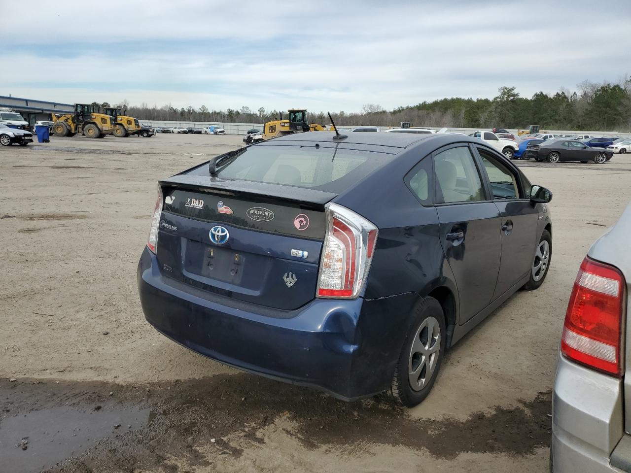 Photo 2 VIN: JTDKN3DU7F0446180 - TOYOTA PRIUS 