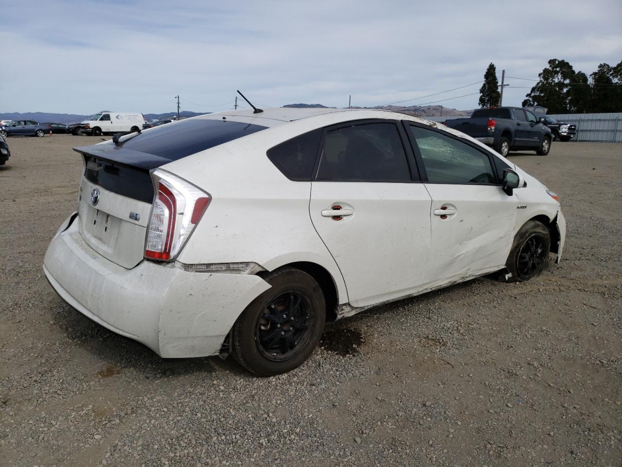 Photo 2 VIN: JTDKN3DU7F1999972 - TOYOTA PRIUS 