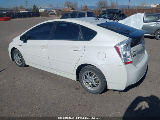 Photo 2 VIN: JTDKN3DU8A0009605 - TOYOTA PRIUS 