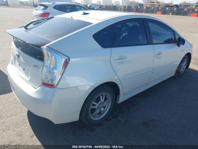 Photo 3 VIN: JTDKN3DU8A0009605 - TOYOTA PRIUS 