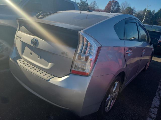 Photo 3 VIN: JTDKN3DU8A0016716 - TOYOTA PRIUS 