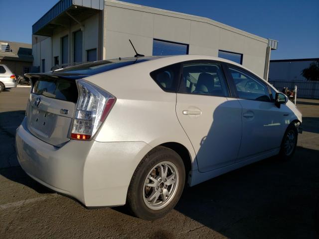 Photo 3 VIN: JTDKN3DU8A0047304 - TOYOTA PRIUS 