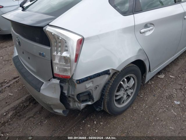 Photo 5 VIN: JTDKN3DU8A0070341 - TOYOTA PRIUS 