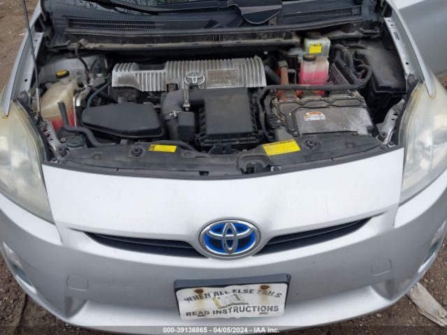 Photo 9 VIN: JTDKN3DU8A0070341 - TOYOTA PRIUS 