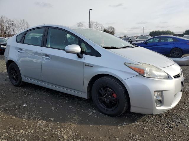 Photo 3 VIN: JTDKN3DU8A0073188 - TOYOTA PRIUS 