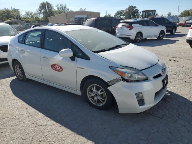 Photo 3 VIN: JTDKN3DU8A0111776 - TOYOTA PRIUS 