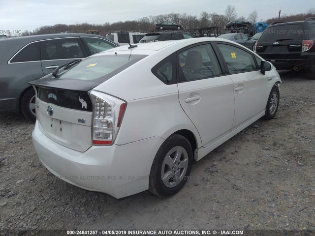 Photo 3 VIN: JTDKN3DU8A0116377 - TOYOTA PRIUS 