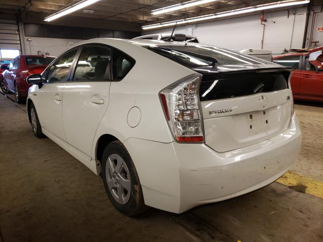 Photo 2 VIN: JTDKN3DU8A0132708 - TOYOTA PRIUS 