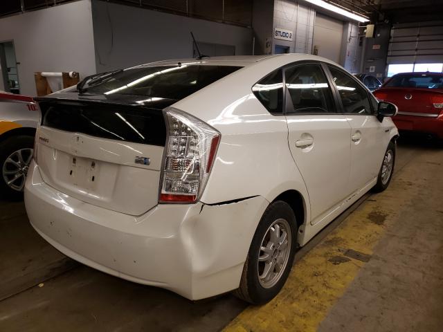 Photo 3 VIN: JTDKN3DU8A0132708 - TOYOTA PRIUS 