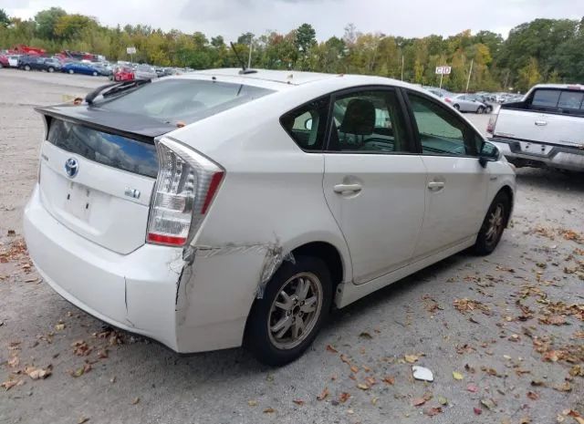 Photo 3 VIN: JTDKN3DU8A0177311 - TOYOTA PRIUS 