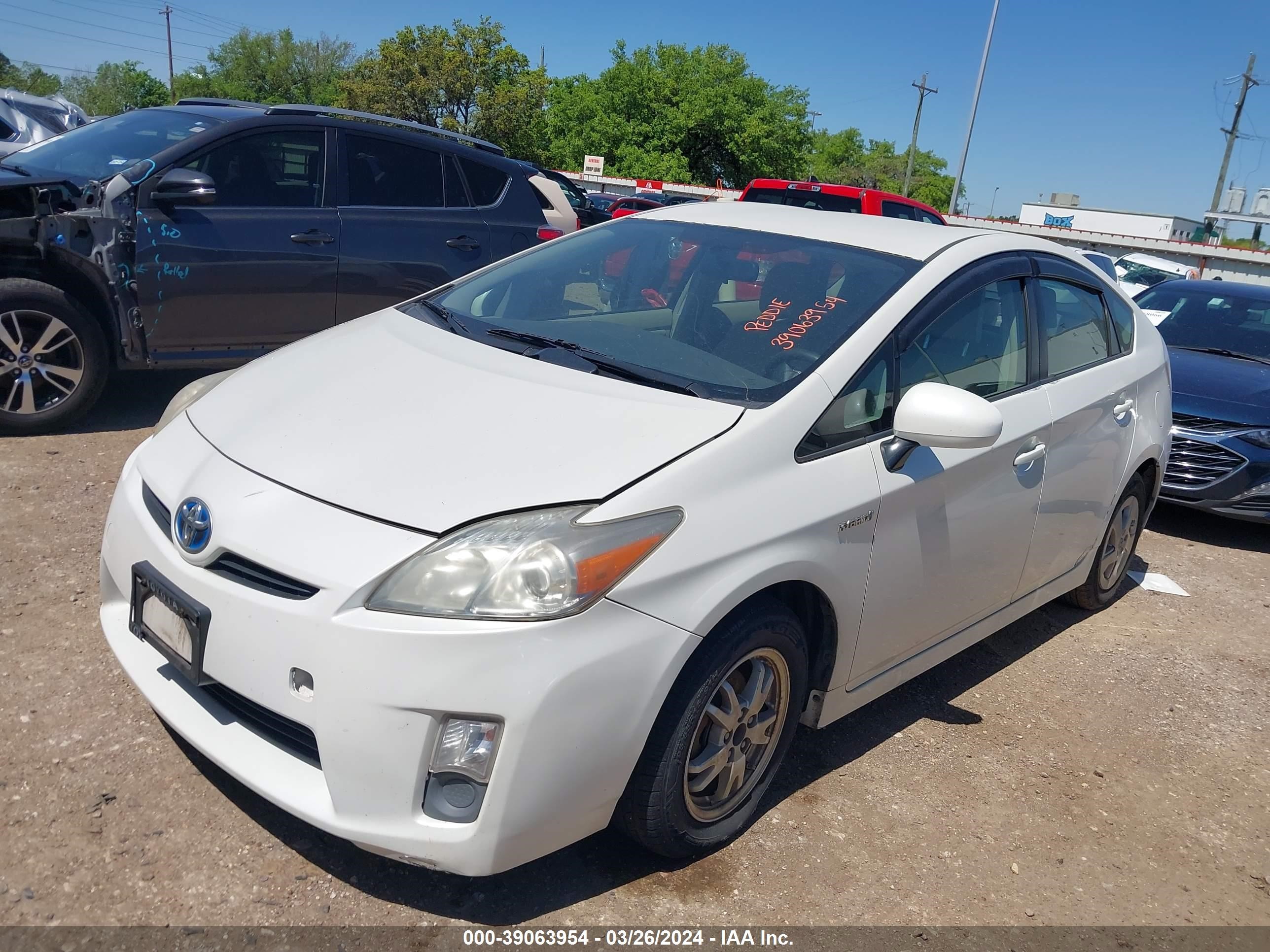 Photo 1 VIN: JTDKN3DU8A1096142 - TOYOTA PRIUS 