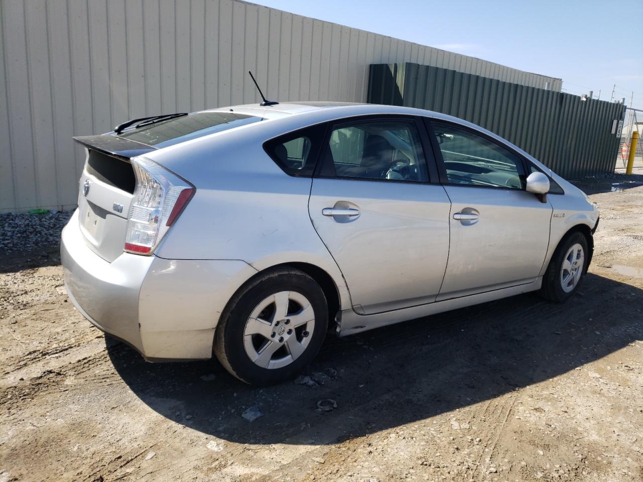 Photo 2 VIN: JTDKN3DU8A1144240 - TOYOTA PRIUS 