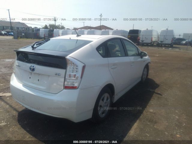 Photo 3 VIN: JTDKN3DU8A5005234 - TOYOTA PRIUS 