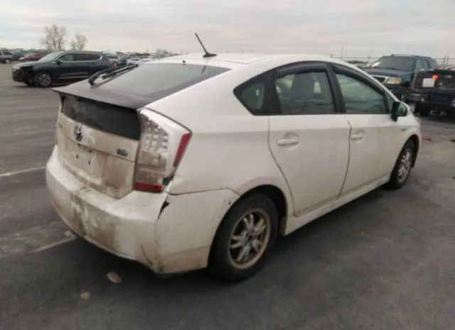 Photo 3 VIN: JTDKN3DU8A5155568 - TOYOTA PRIUS 