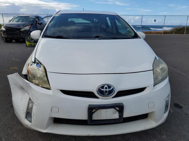 Photo 4 VIN: JTDKN3DU8B1330135 - TOYOTA PRIUS 