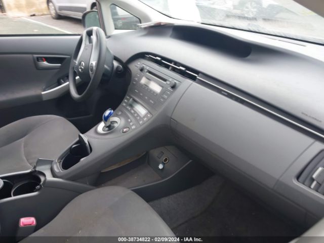 Photo 4 VIN: JTDKN3DU8B1412205 - TOYOTA PRIUS 