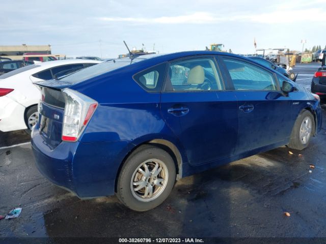 Photo 3 VIN: JTDKN3DU8B1440831 - TOYOTA PRIUS 