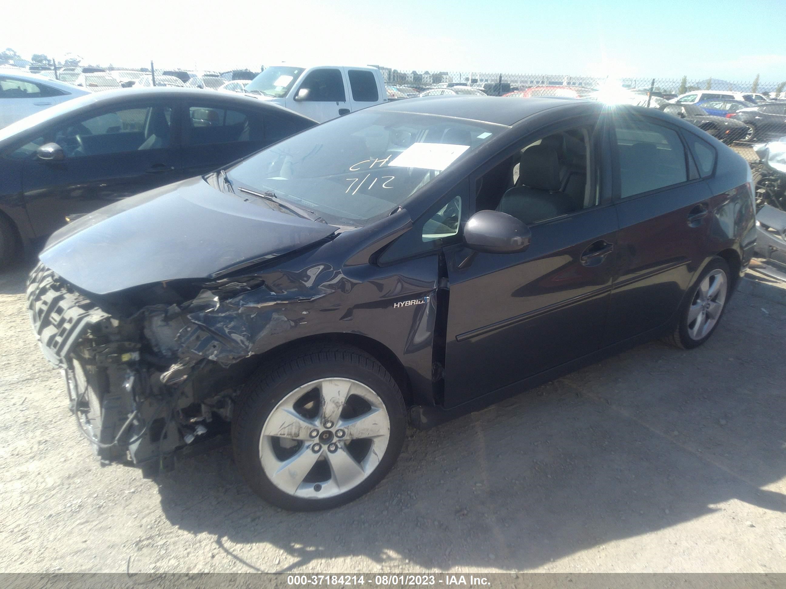 Photo 1 VIN: JTDKN3DU8B5300867 - TOYOTA PRIUS 