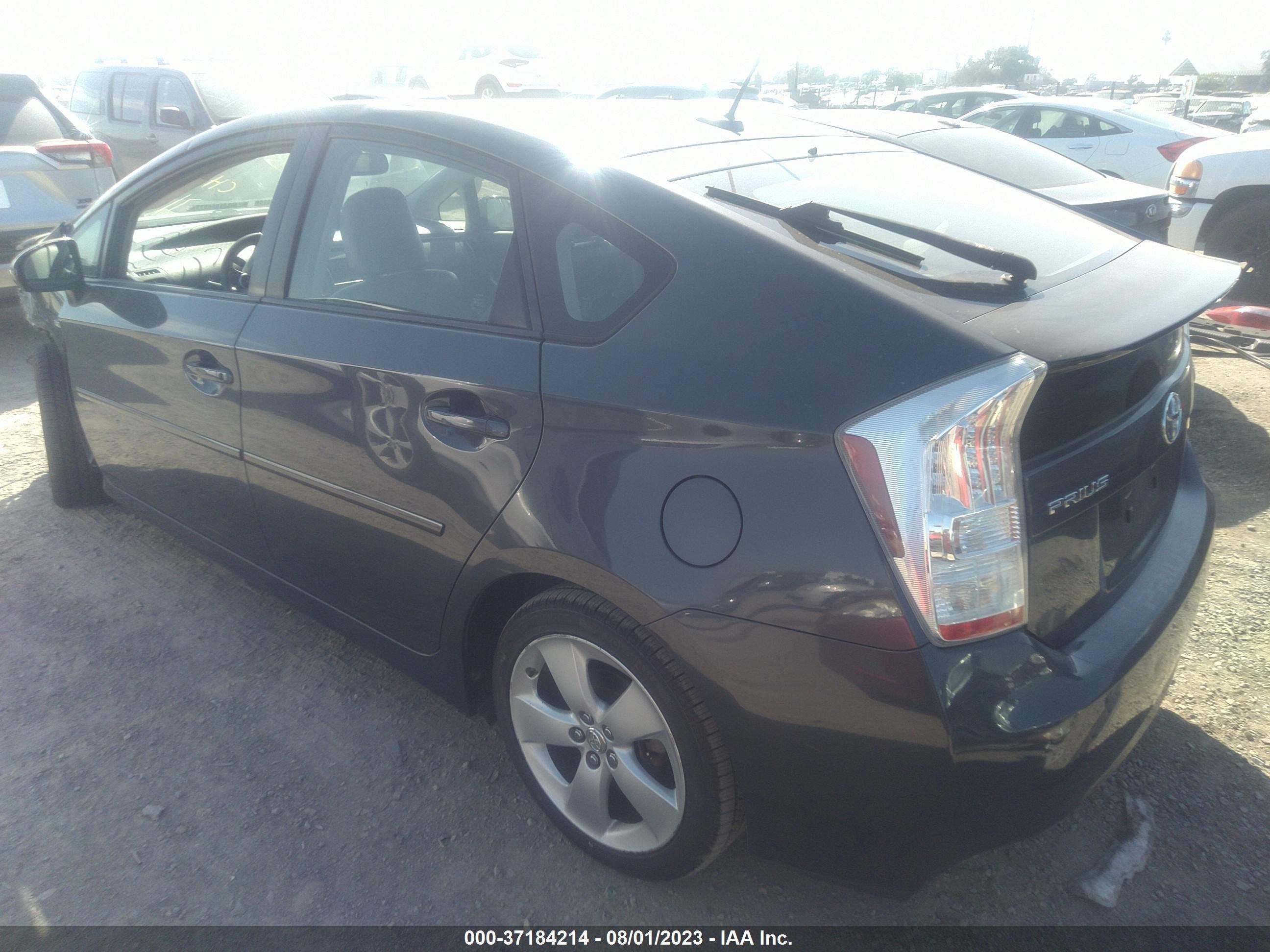 Photo 2 VIN: JTDKN3DU8B5300867 - TOYOTA PRIUS 