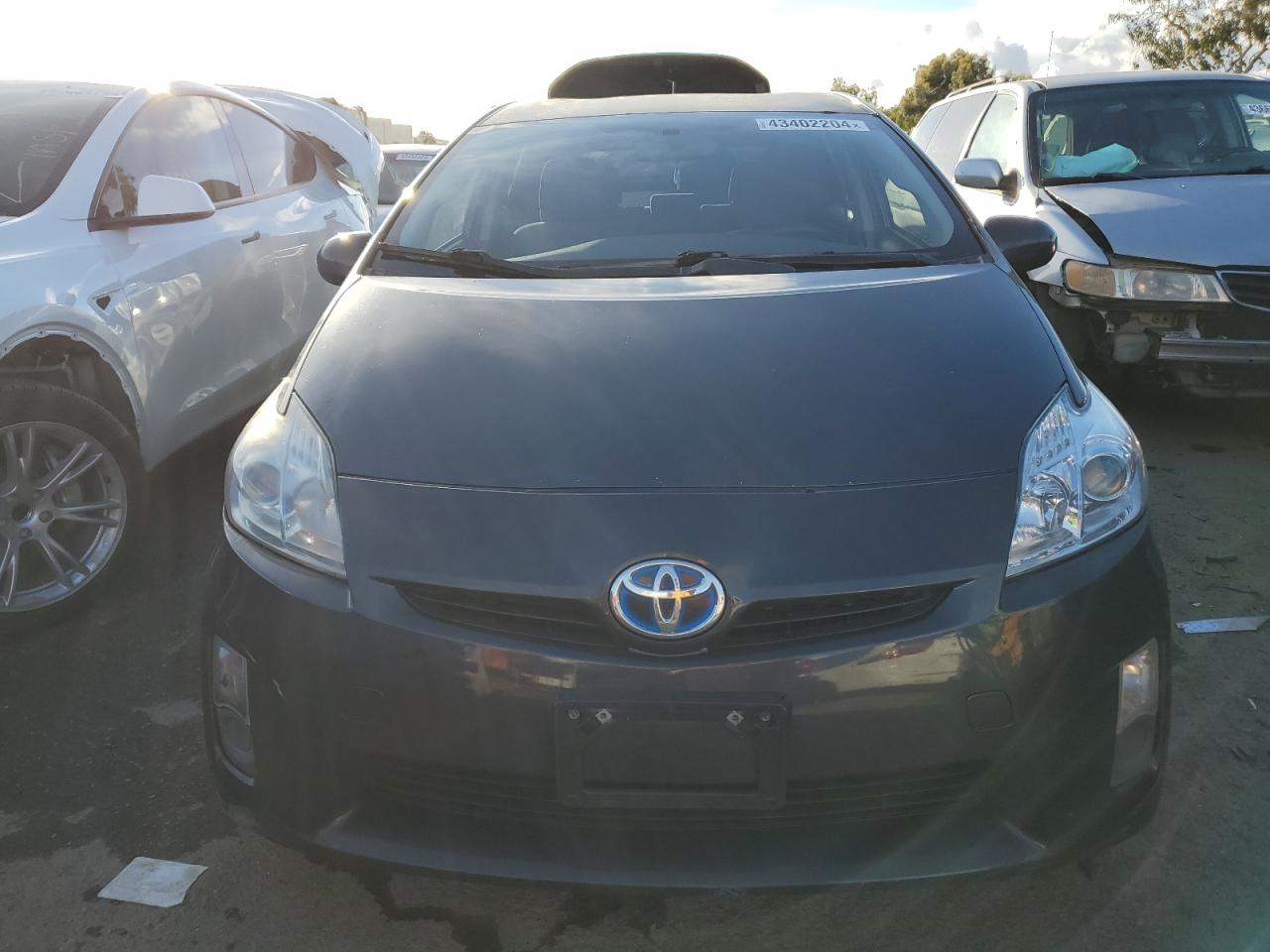 Photo 4 VIN: JTDKN3DU8B5337983 - TOYOTA PRIUS 