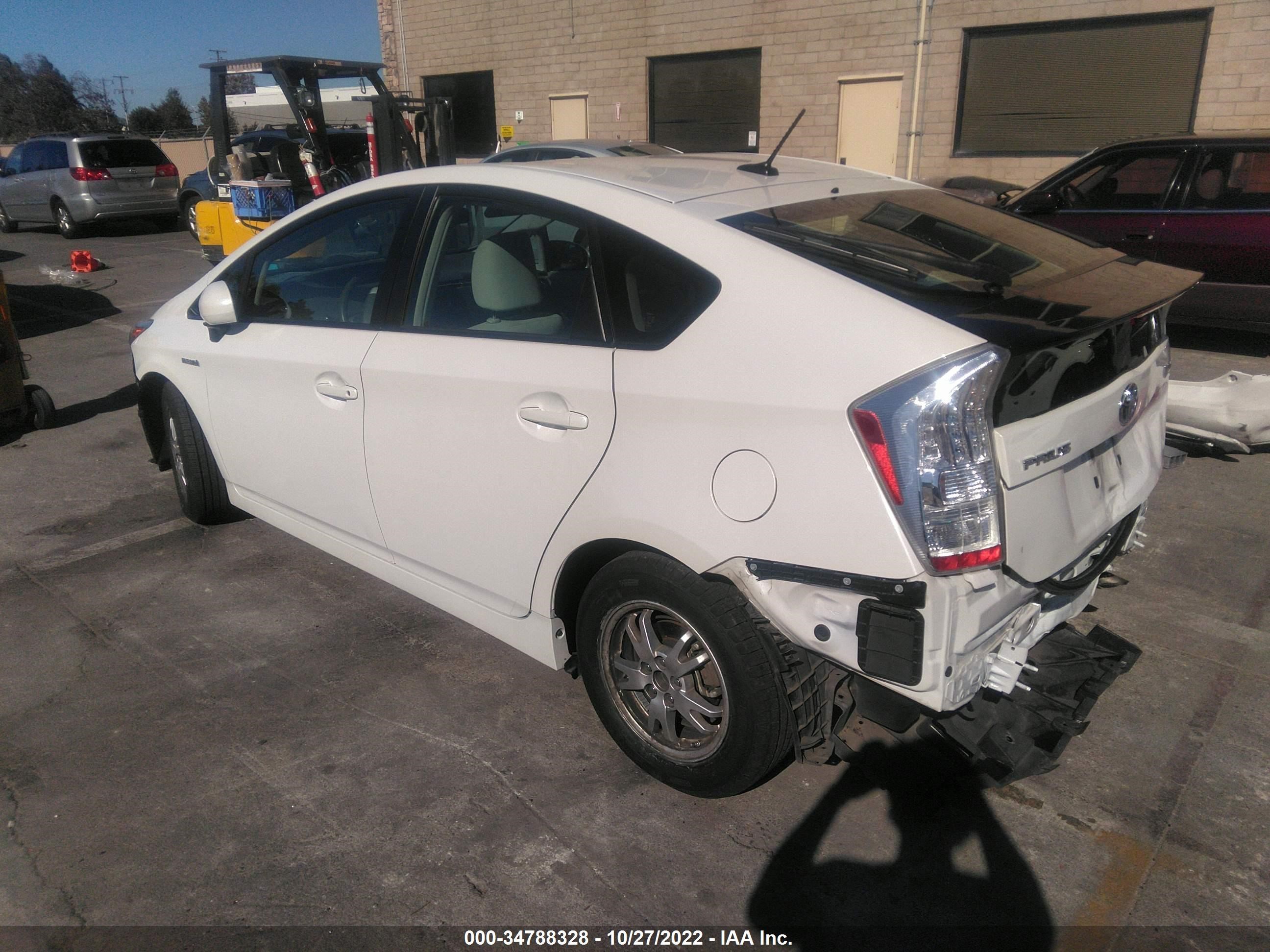 Photo 2 VIN: JTDKN3DU8B5347767 - TOYOTA PRIUS 