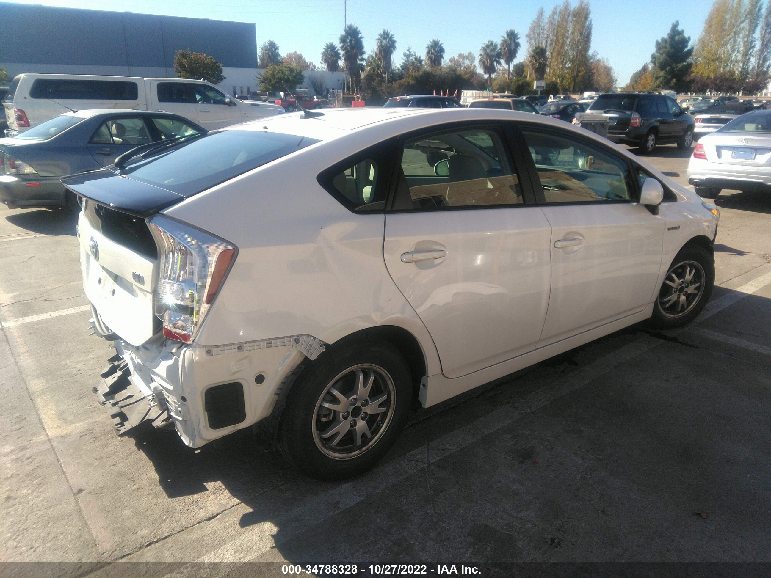 Photo 3 VIN: JTDKN3DU8B5347767 - TOYOTA PRIUS 