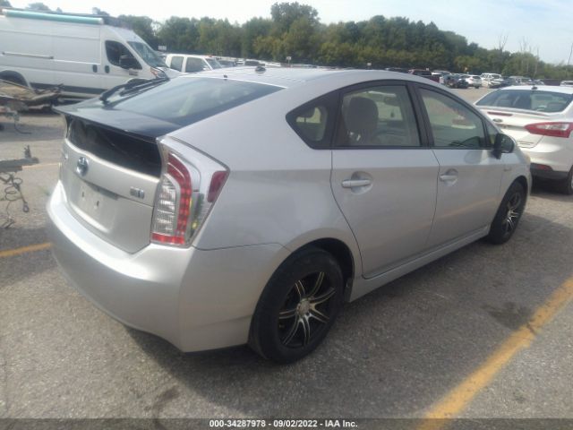 Photo 3 VIN: JTDKN3DU8C1524388 - TOYOTA PRIUS 