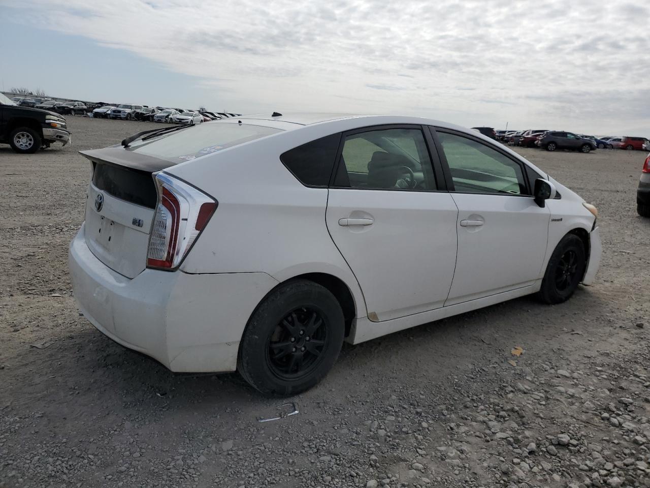 Photo 2 VIN: JTDKN3DU8C5418399 - TOYOTA PRIUS 