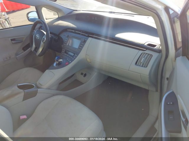 Photo 4 VIN: JTDKN3DU8C5445456 - TOYOTA PRIUS 