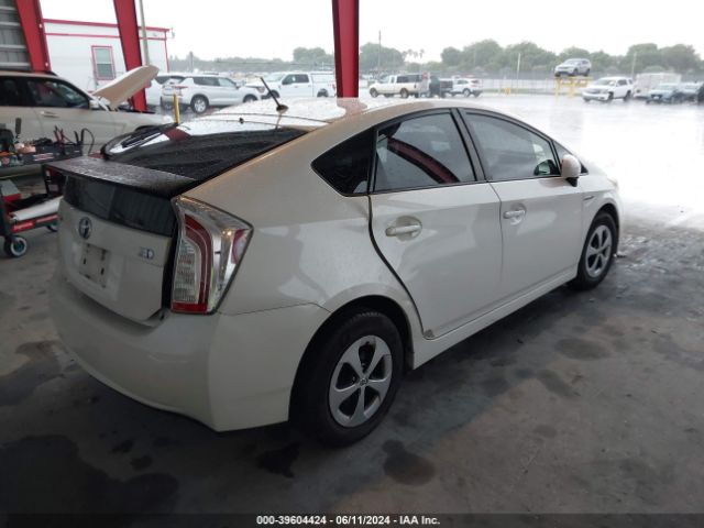 Photo 3 VIN: JTDKN3DU8C5511245 - TOYOTA PRIUS 