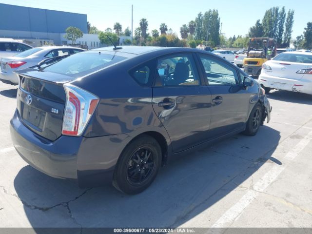 Photo 3 VIN: JTDKN3DU8D1615811 - TOYOTA PRIUS 